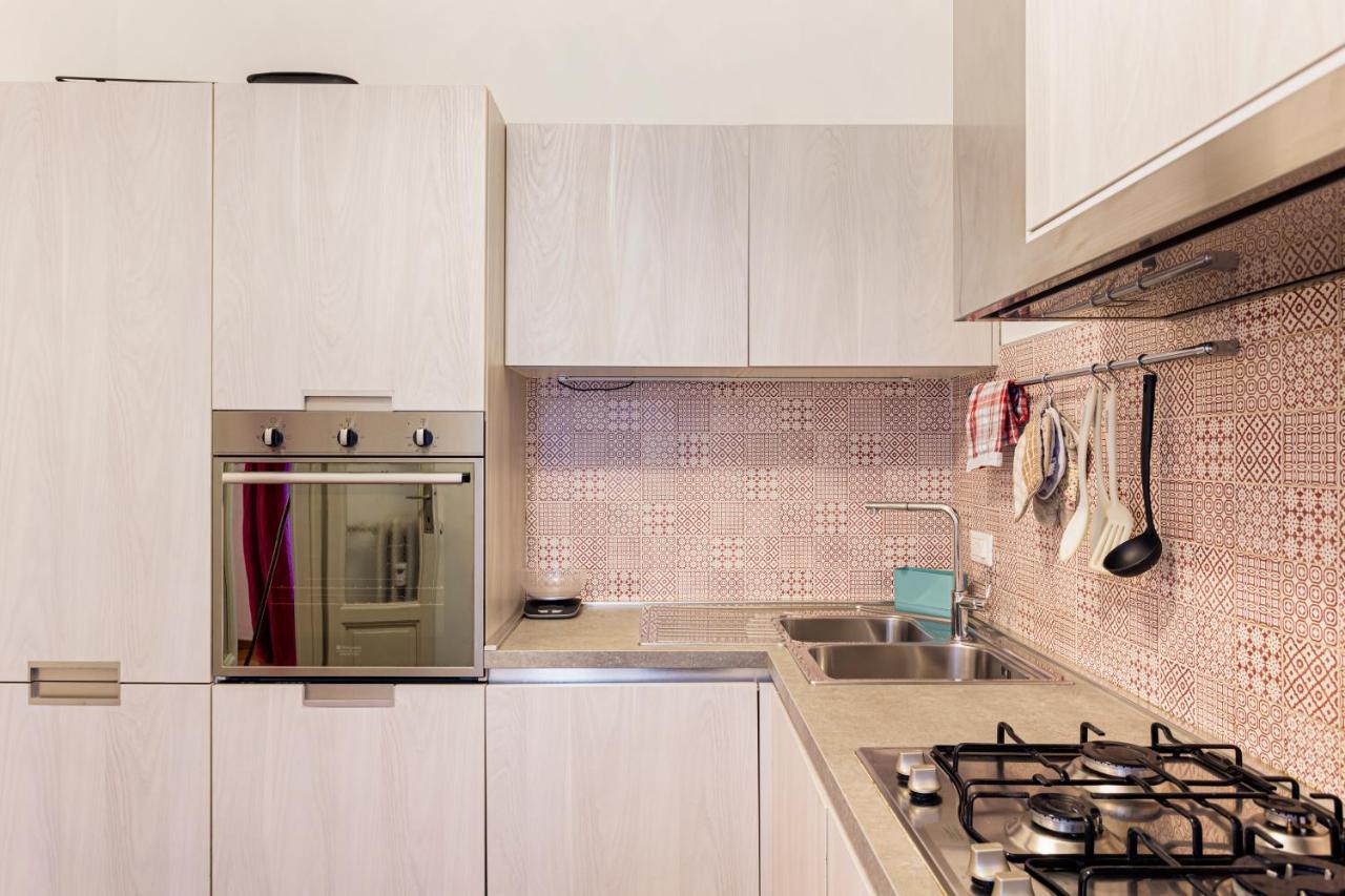 Restayled Chic Apartement- Via Ozieri 밀라노 외부 사진